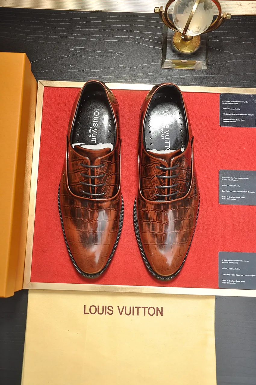 Men's shoes💰460💶【LOUIS VUITTON】(sheepskin lining) new cowhide LV formal shoes🎩🎩❗️🆘made one to one at the counter🎩original quality, imported cowhide upper➕full sheepskin lining➕original rubber outsole, {high quality visible}👣Size: 38-45 (45 custom-made)